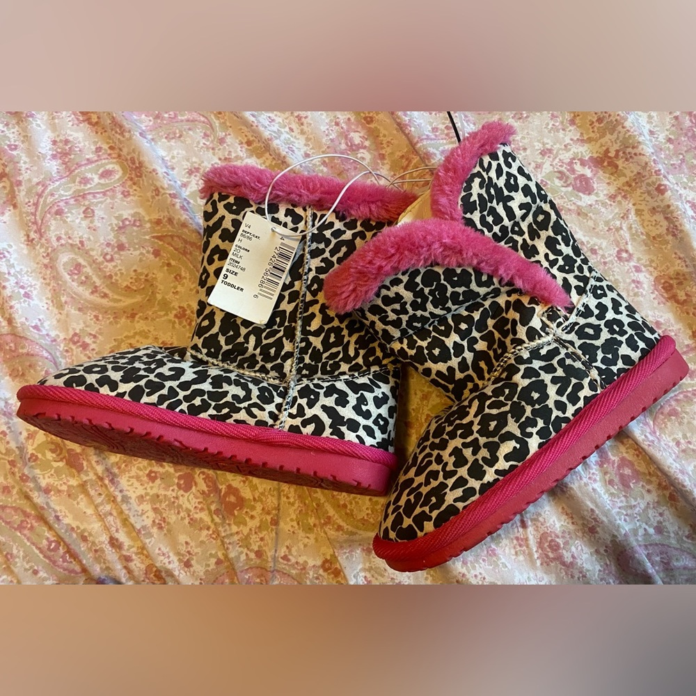 NWT Children’s Place Toddler Leopard Print Boots
